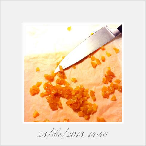zenzero candito tagliato a dadini
